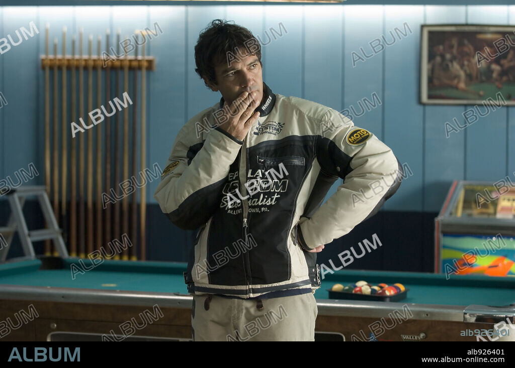 ANTONIO BANDERAS en EL CAMINO DE LOS INGLESES, 2006, dirigida por ANTONIO BANDERAS. Copyright GREEN MOON PRODUCTIONS/SOGECINE S.A. / NIETO, MATIAS.