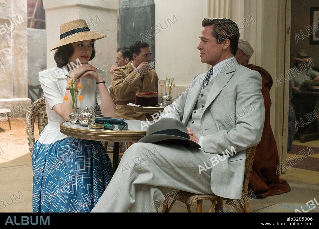 BRAD PITT y MARION COTILLARD en ALIADOS, 2016 (ALLIED), dirigida por DON BURGESS y ROBERT ZEMECKIS. Copyright GK FILMS/PARAMOUNT PICTURES.