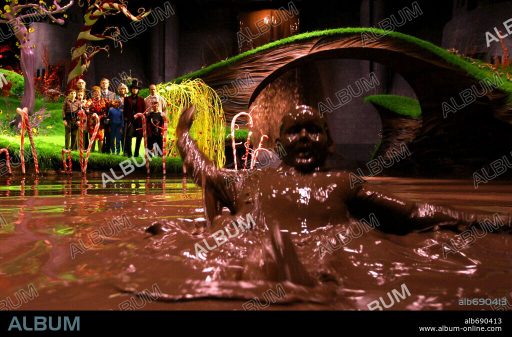 PHILLIP WIEGRATZ dans CHARLIE AND THE CHOCOLATE FACTORY, 2005, réalisé par TIM BURTON. Copyright WARNER BROS. / MOUNTAIN, PETER.