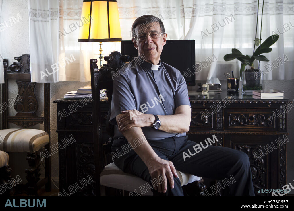 Madrid, 03/06/2019. Entrevista al padre Alfonso Simón, autor del libro «El Paraíso Abierto». Foto: Isabel Permuy ARCHDC.