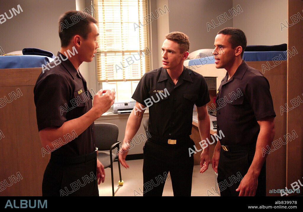 JAMES FRANCO, ROGER FAN y WILMER CALDERON en ANNAPOLIS, 2006, dirigida por JUSTIN LIN. Copyright TOUCHSTONE PICTURES / PHILLIPS, RON.
