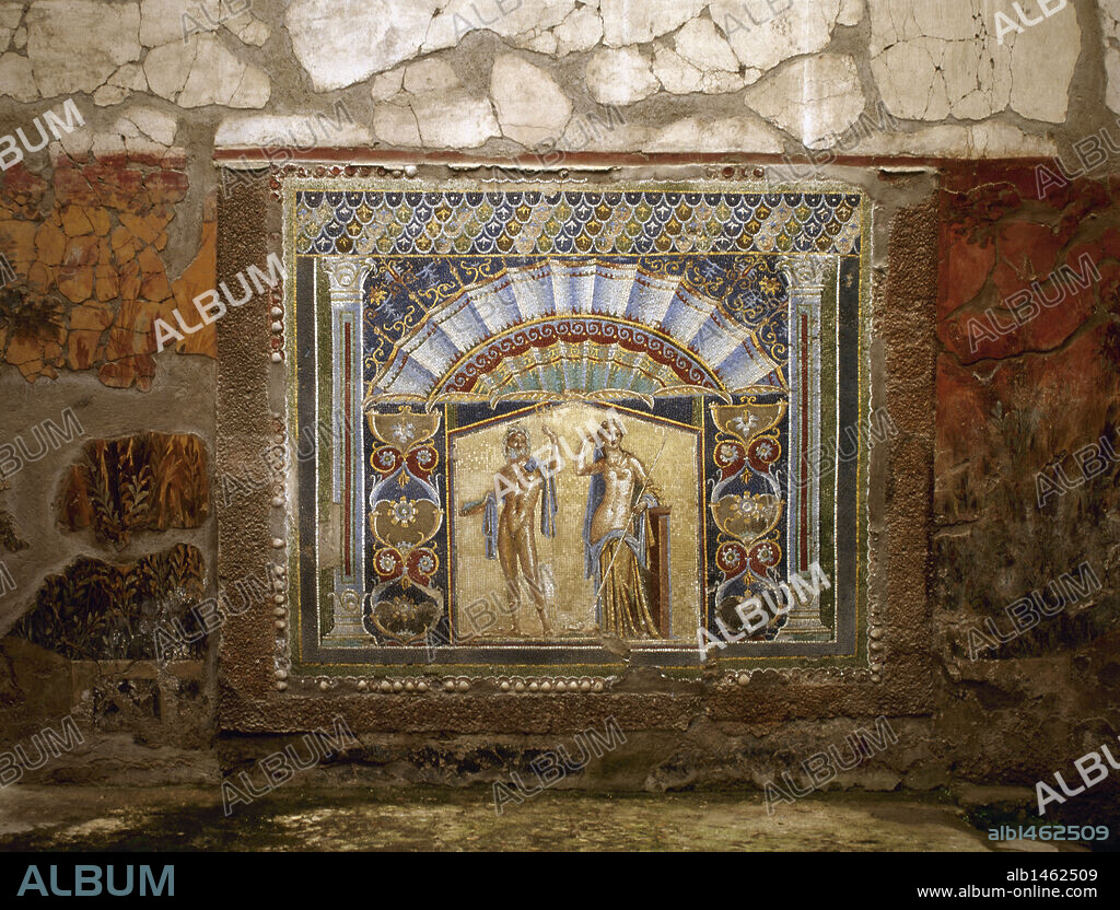 POSEIDON. Dios griego del mar (el "NEPTUNO" romano). Detalle del MOSAICO romano donde aparecen representados "POSEIDON CON TRIDENTE, JUNTO A SU MUJER ANFITRITE". Ninfeo de la CASA DE NEPTUNO Y ANFITRITE. HERCULANO. La Campania.