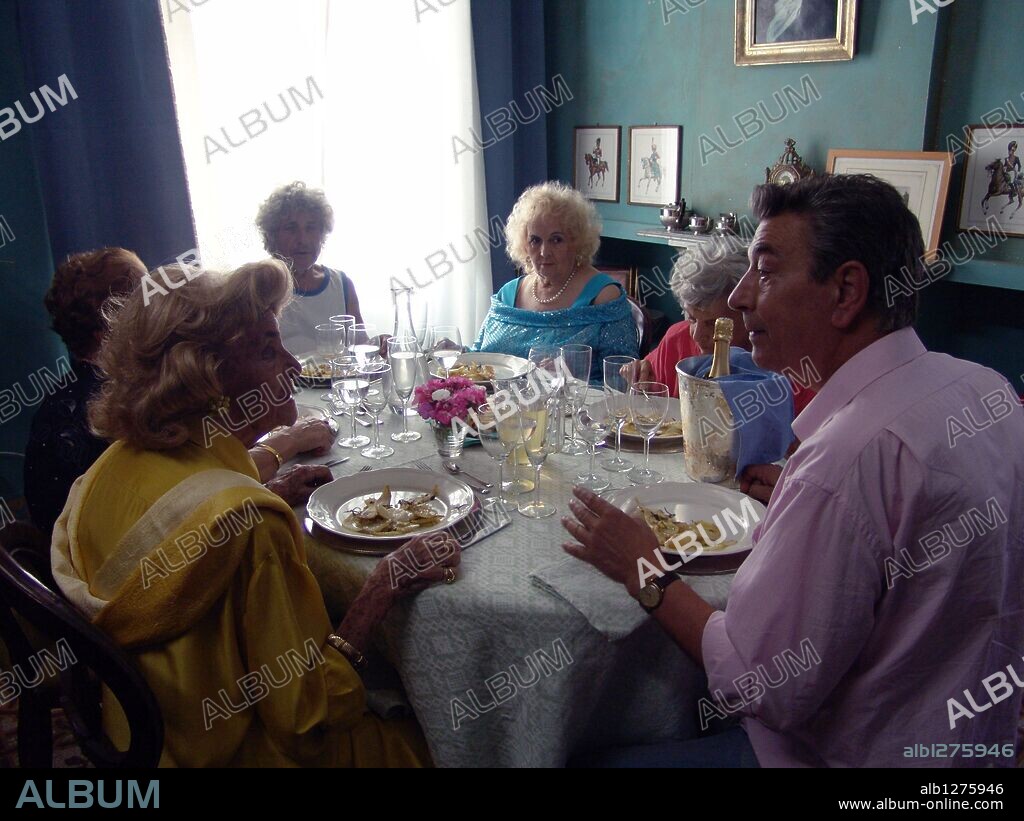 MID-AUGUST LUNCH, 2008 (PRANZO DI FERRAGOSTO), directed by GIANNI DI GREGORIO. Copyright ARCHIMEDE.