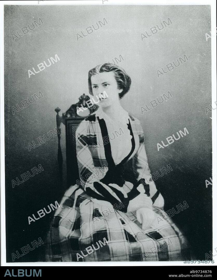 1852. La emperatriz Isabel de Austria «Sissi» a los 15 años.
