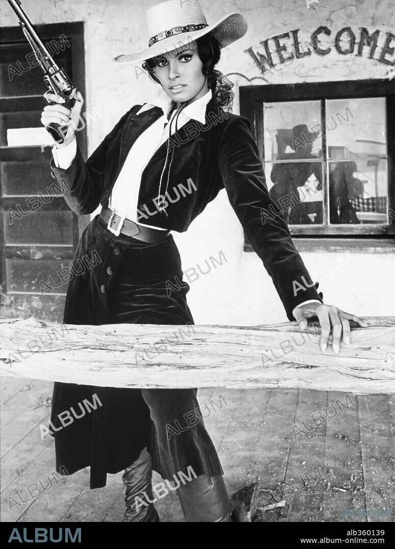 RAQUEL WELCH in BANDOLERO!, 1968, directed by ANDREW V. MCLAGLEN. Copyright 20TH CENTURY FOX.