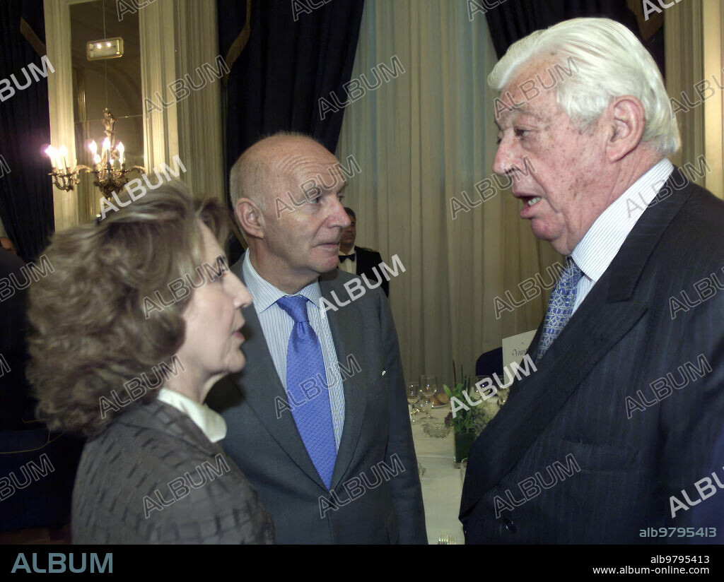 Madrid, 10-16-03 Infanta Cristina presents the Vocento Award for Human Values to Don Valentín Fuster. Photos Chema, Jaime García, Ernesto Agudo.