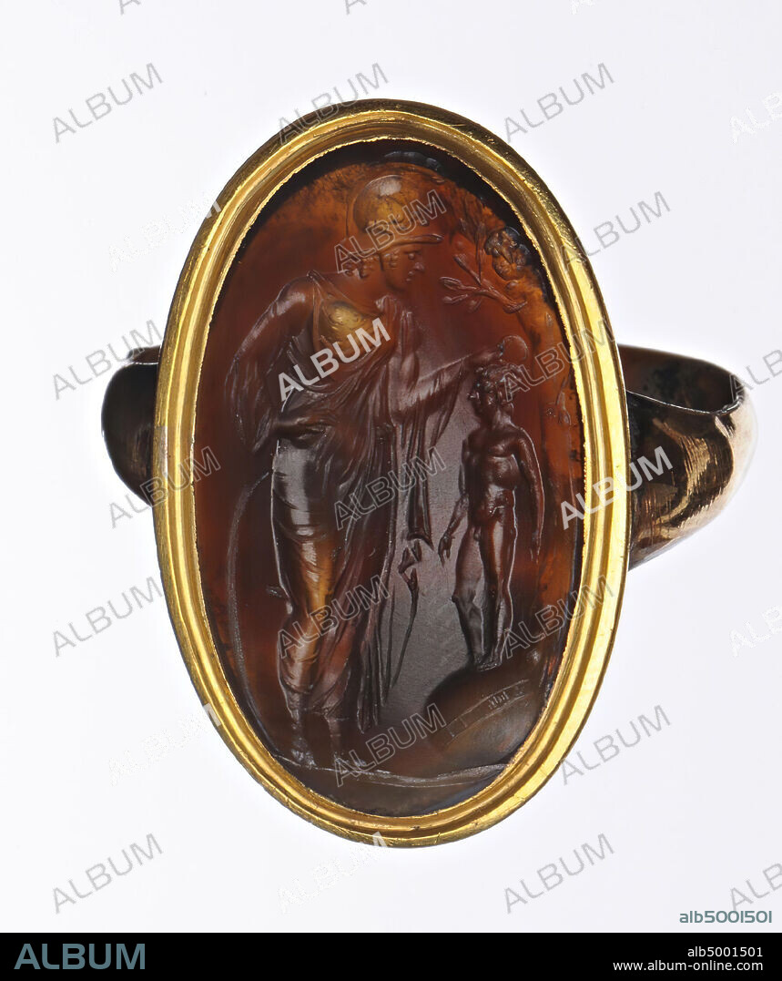 Vz: Minerva standing at shield to the right, she holds hand over head of little boy on globe at tree, ground line, gem, intaglio, agate, Color: brown with spots, Shape: oval, standing, Processing: in golden ring, Method of manufacture: 26 x 14.5 mm, D. 4.5 mm, wt. 5.9 gr., 18th century 1700-1800.