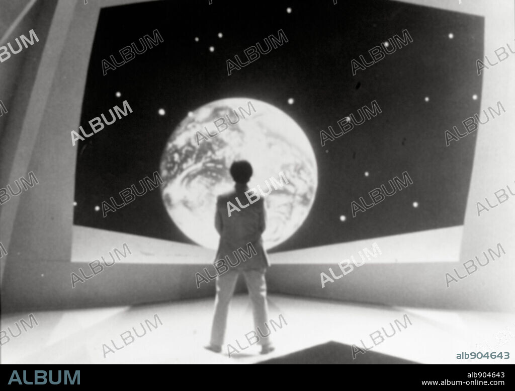 COSMOS, 1980, dirigida por ADRIAN MALONE. Copyright CARL SAGAN PRODUCTIONS.