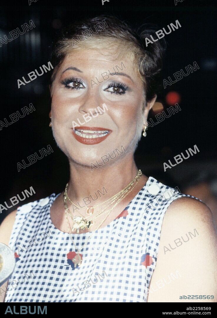 MORGAN , LINA. MARIA DE LOS ANGELES LOPEZ SEGOVIA. ACTRIZ Y CANTANTE ESPAÑOLA. MADRID 1937 -.