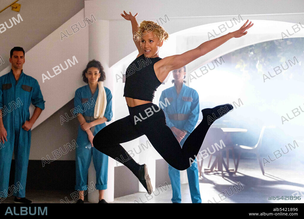 ROBYN ALOMAR in UTOPIA FALLS, 2020, directed by R. T. THORNE. Copyright SONAR ENTERTAINMENT.