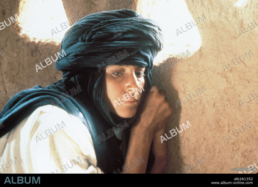 DEBRA WINGER in THE SHELTERING SKY, 1990, directed by BERNARDO BERTOLUCCI. Copyright WARNER BROTHERS.