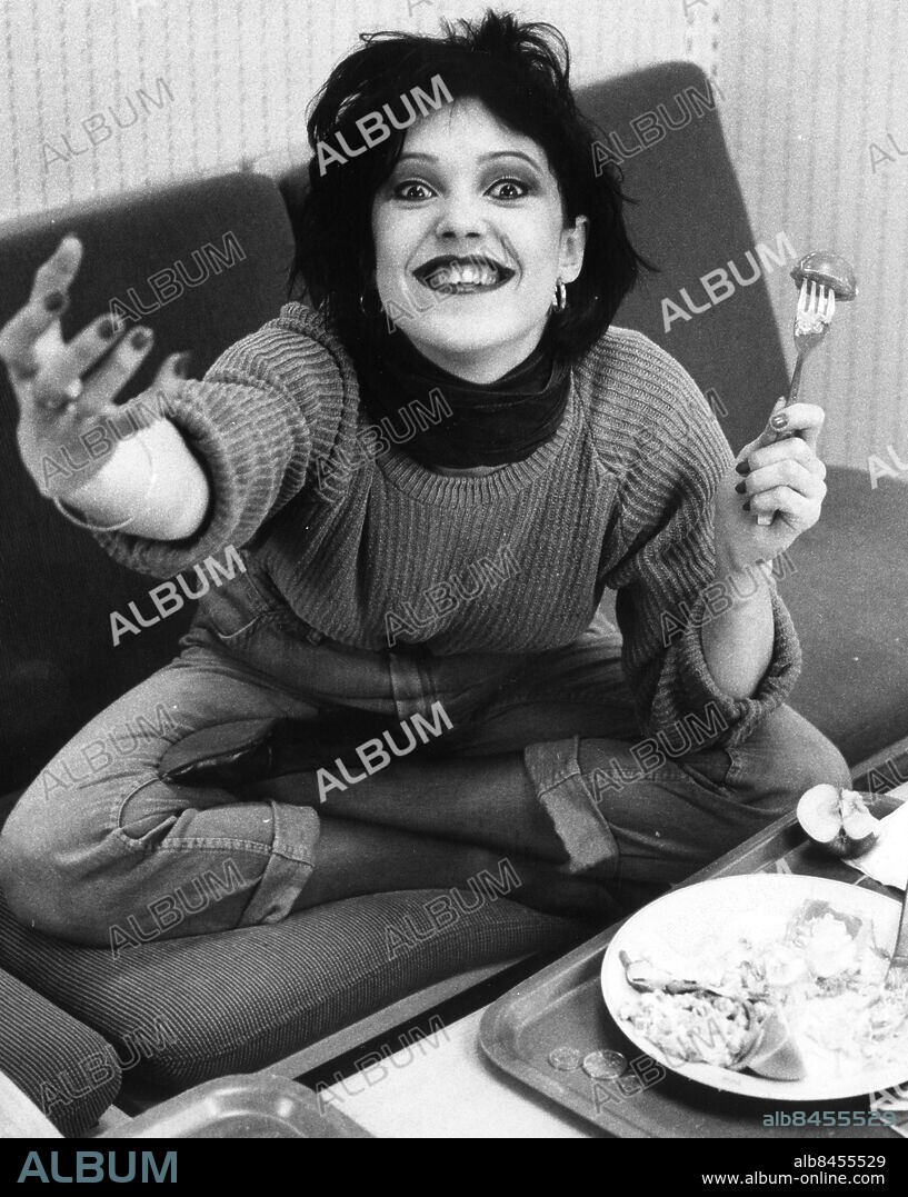 ARKIV 1984 - Cia Berg (numera Cia Soro), sångerska och programledare för ungdomsprogrammet "Bagen". Foto: Arne Adler Kod: 62 . COPYRIGHT SCANPIX SWEDEN.