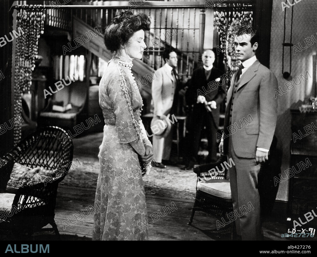 DEAN STOCKWELL and KATHARINE HEPBURN in LONG DAY'S JOURNEY INTO NIGHT, 1962, directed by SIDNEY LUMET. Copyright EMBASSY PICTURES.