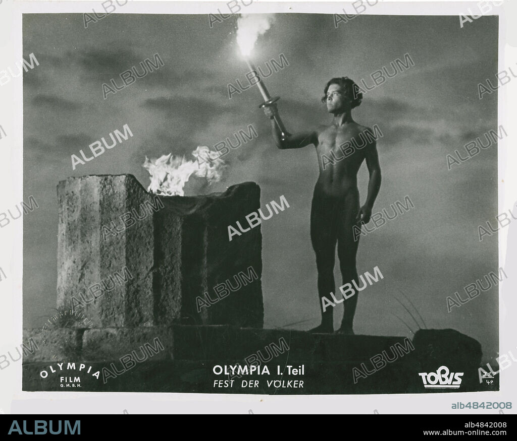 Scene from the film "Olympia" by Leni Riefenstahl.