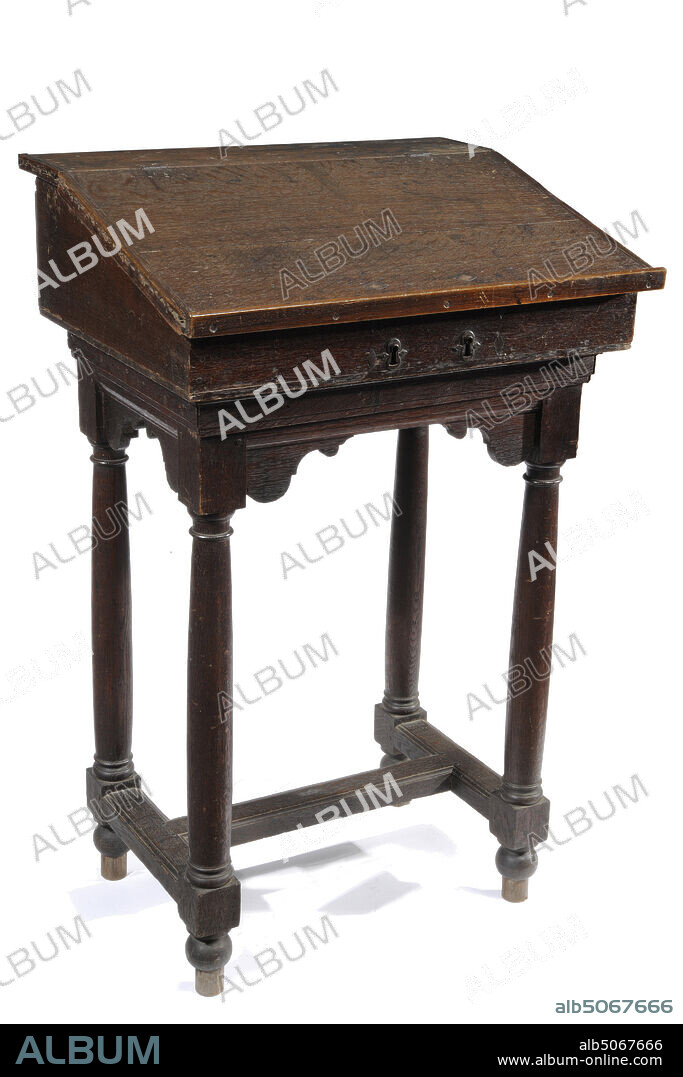 lectern, Anonymous, 17th century, iron, oak, Oak lectern with a slanted flap with two single iron hinges and a flat back. The lid can be locked open with a hinged iron bar. The interior of the lectern has three small drawers against the back wall, side by side. The lectern stands on a pedestal consisting of four columns with round legs, interconnected just above the ground by means of an H-shaped construction. Key present, General: 114 × 54.8 × 62.7cm 1140 × 548 × 627mm.