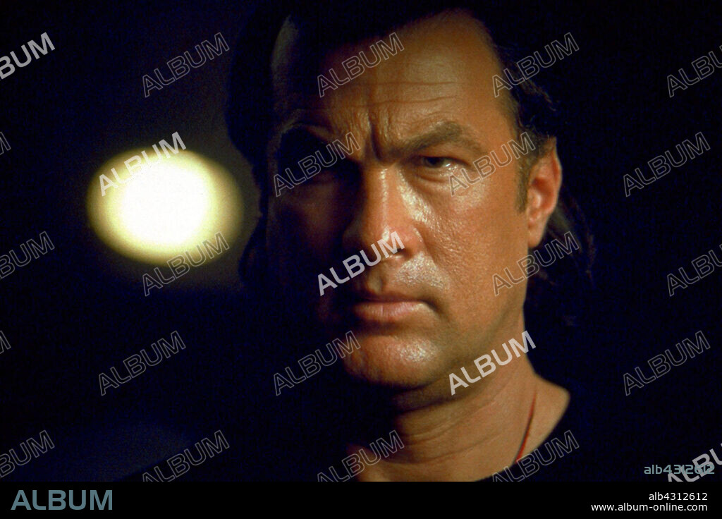 STEVEN SEAGAL in TICKER, 2001, directed by ALBERT PYUN. Copyright ARTISAN ENTERTAINMENT.