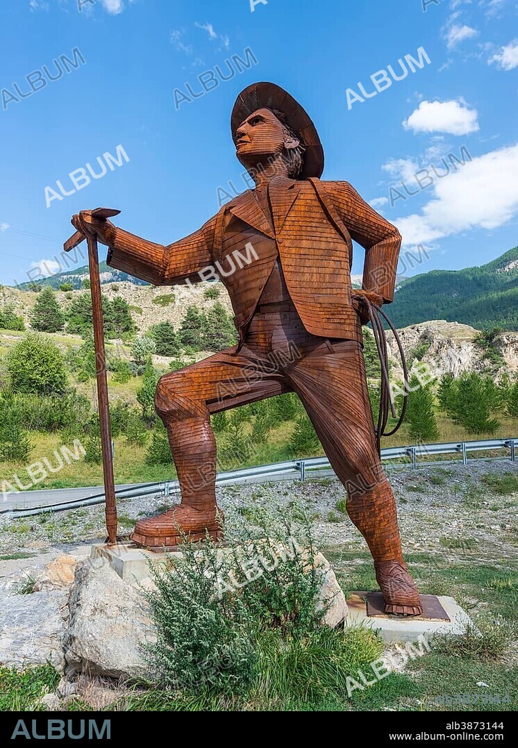 Metal statue for the British mountaineer Edward Whymper, by artist Christian Burger, Département Hautes-Alpes, Provence-Alpes-Côte d’Azur, France, Europe.