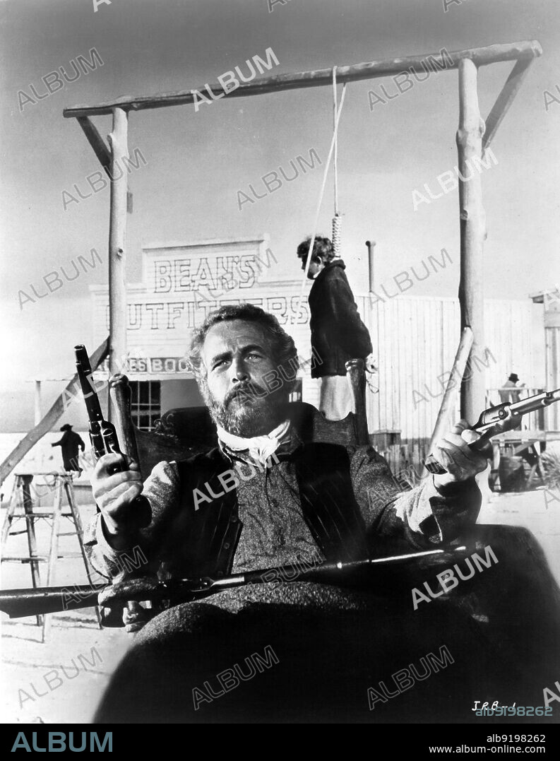 PAUL NEWMAN in THE LIFE AND TIMES OF JUDGE ROY BEAN, 1972, directed by JOHN HUSTON. Copyright NATIONAL GENERAL PICTURES.