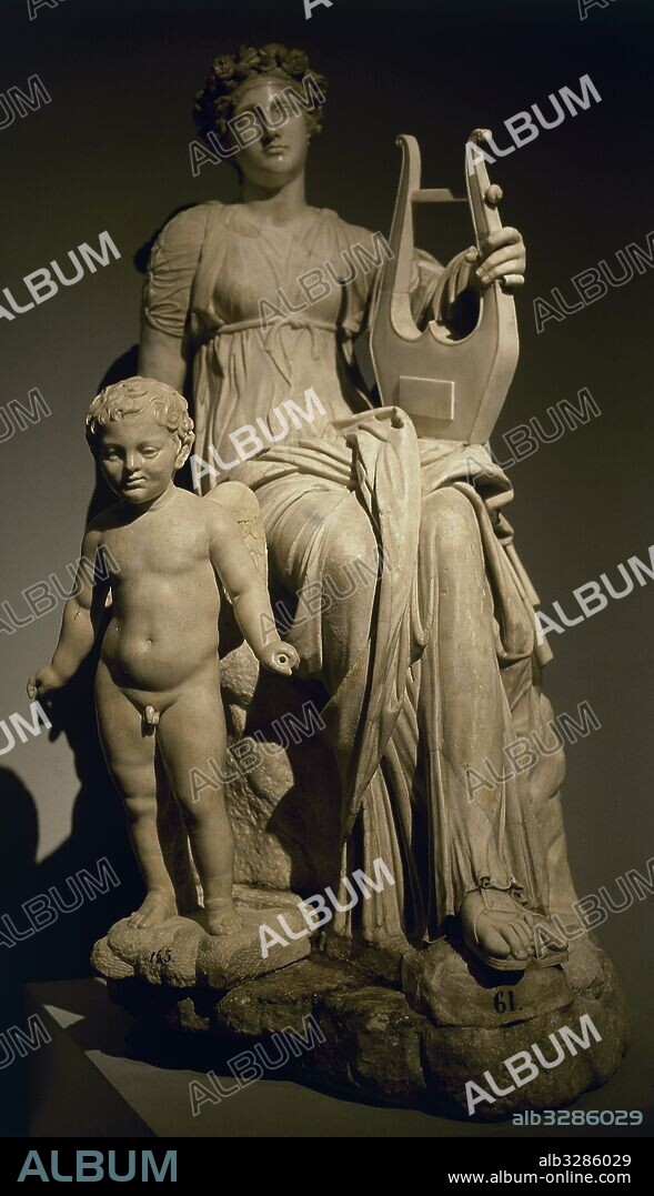 MUSAS GRIEGAS, hijas de Zeus y de Mnemosine. Eran nueve, siendo las inspiradoras de las artes. MUSA ERATO. Se le atribuye la POESIA EROTICA. Estatua de mármol procedente de la Villa Adriana. Pertenece a la colección de la reina Cristina de Suecia.
