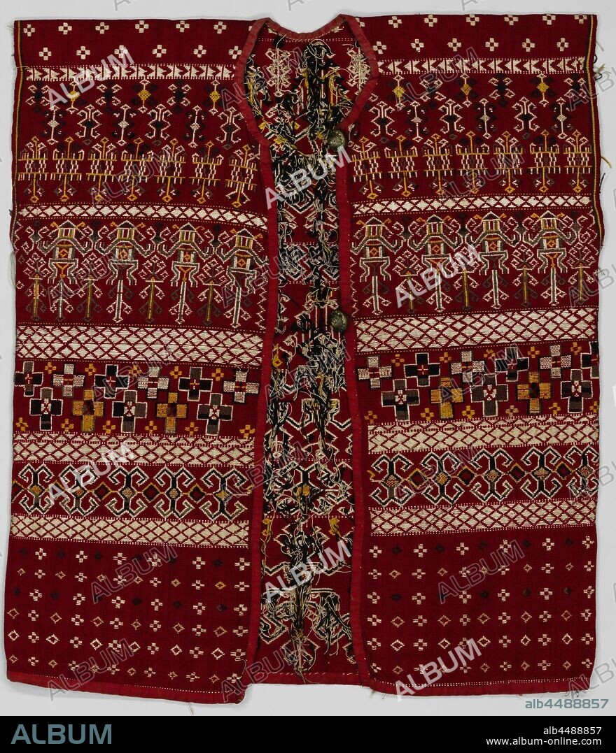 Coat, Kelambi manang, Coat of the priest (manang) decorated with human-like figures. On the back there are three rows of human figures, probably spirits (engkaramba), separated by a row of rosette motifs, which form a secret motif of the manang., anonymous, Sarawak, 1900 - 1949, cotton (textile), h 62 cm × w 52.5 cm.