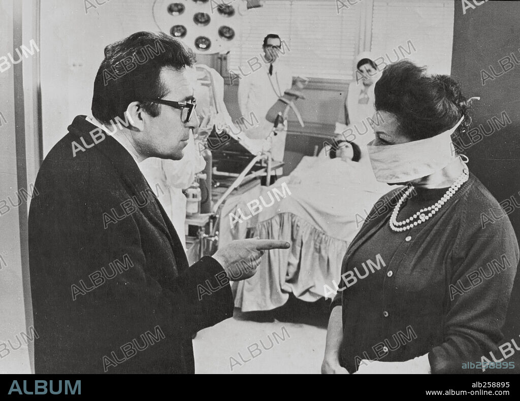 UGO TOGNAZZI in COMPLEXES, 1965 (I COMPLESSI), directed by DINO RISI, FRANCO ROSSI and LUIGI FILIPPO D'AMICO.