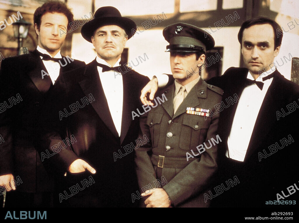 AL PACINO, JAMES CAAN, JOHN CAZALE and MARLON BRANDO in THE GODFATHER, 1972, directed by FRANCIS FORD COPPOLA. Copyright PARAMOUNT PICTURES.