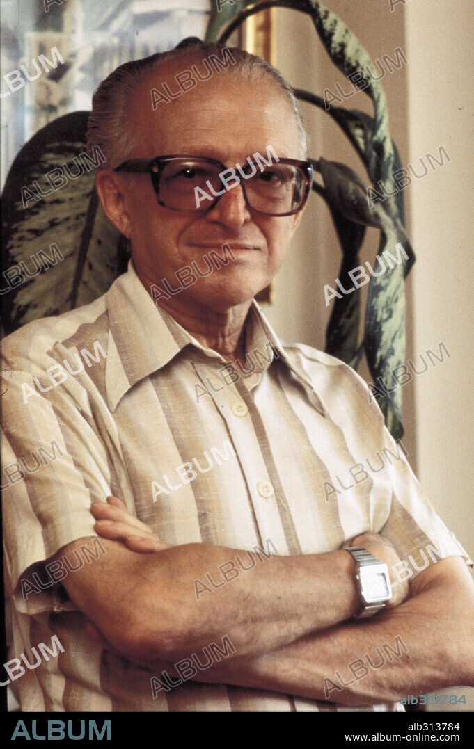 PERE CALDERS (1912-1994). Escritor, periodista y dibujante catalan. Fecha foto: 21 de agosto de 1985.