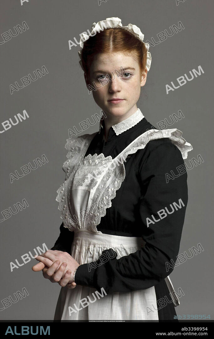 ROSE LESLIE en DOWNTON ABBEY, 2010, dirigida por JULIAN FELLOWES. Copyright CARNIVAL FILMS.