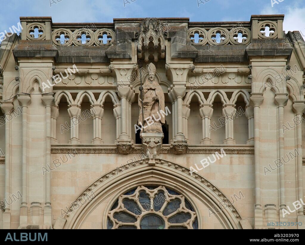 CATEDRAL DE SANTA MARIA Y SAN JULIAN  O CATEDRAL DE NUESTRA SEÑORA DE GRACIA. FACHADA PRINCIPAL.  CUENCA, ESPAÑA.