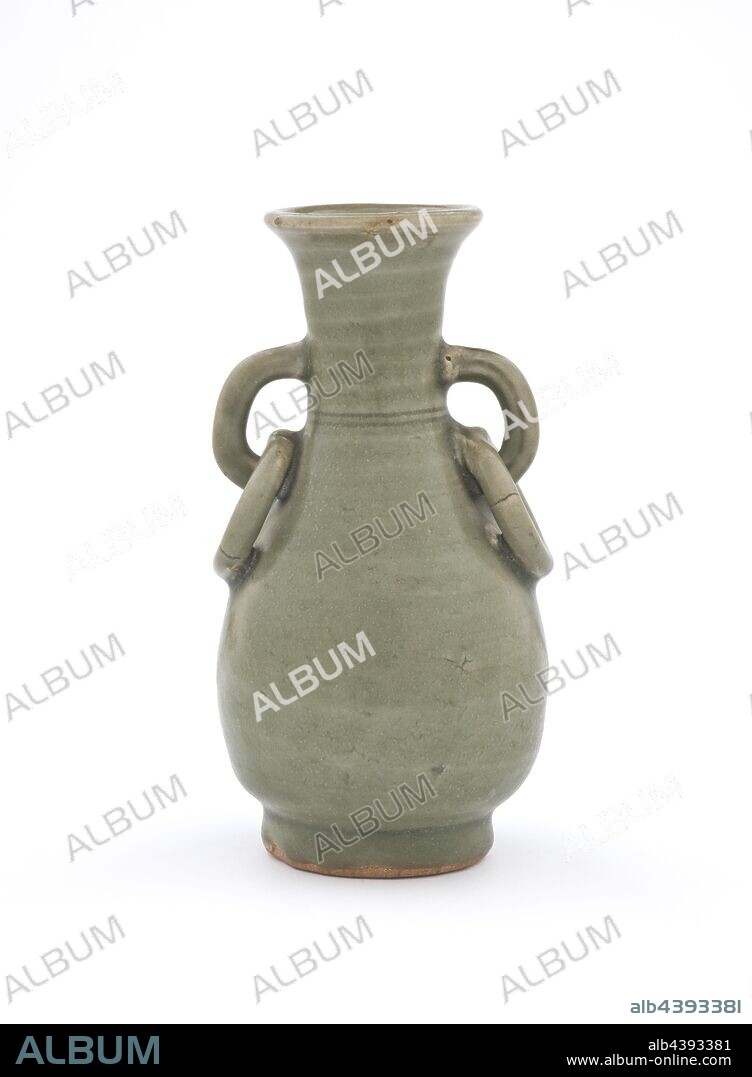vase, Yuan dynasty, Yuan dynasty, 1275-1399, glazed porcelain, 6-1/8 x 3-1/4 x 3-1/4 in., Asian Art.