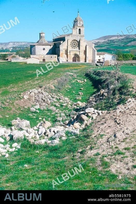 Castrojeriz (Spain, Old Castile), Colegiata de Nuestra Señora del Manzano - cathedral. (13th century). Exterior view from the west. Photo, undated.