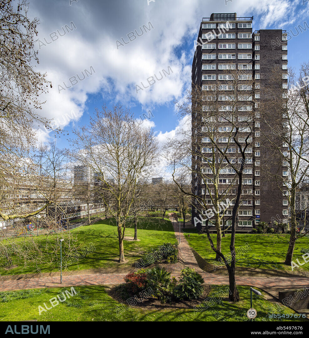 CHRIS REDGRAVE. Brunel Estate, Westbourne Park Road, Paddington, City of Westminster, London, 2019. General view looking east across the gardens of the Brunel Estate towards the Keyham House tower block.