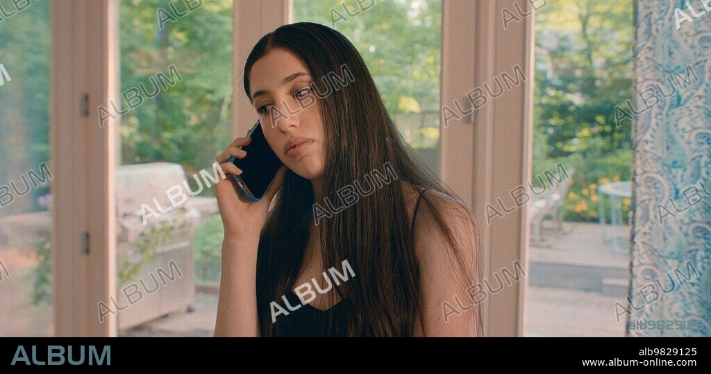 SADIE SANDLER in YOU ARE SO NOT INVITED TO MY BAT MITZVAH, 2023, directed by SAMMI COHEN. Copyright ALLOY ENTERTAINMENT.