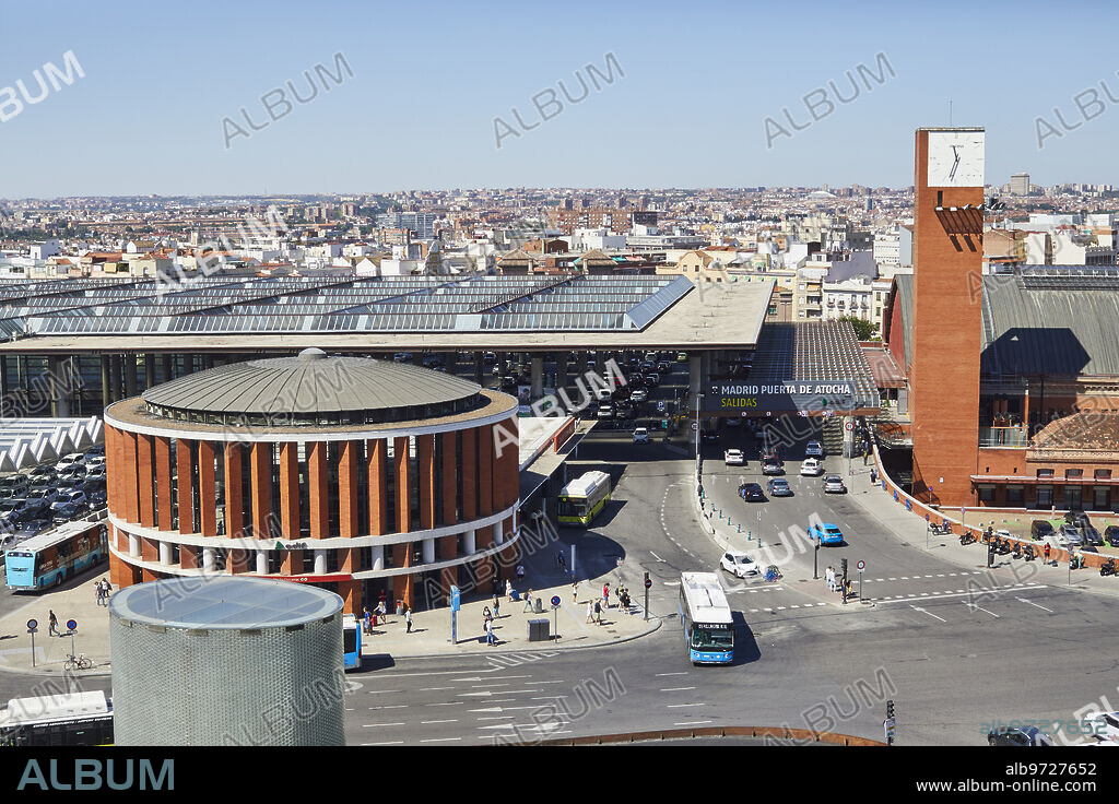 Madrid, 05/07/2021. Paseo Reina Cristina frente estación de Atocha. Hotel Only You. Vistas panorámicas de la estación de Atocha y Glorieta del Emperador Carlos V. Foto: Guillermo Navarro. ARCHDC.