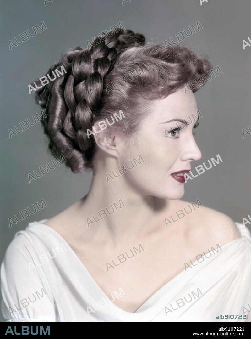 VIRGINIA MAYO en LA NOVIA DE ACERO, 1952 (THE IRON MISTRESS), dirigida por GORDON DOUGLAS. Copyright WARNER BROTHERS.