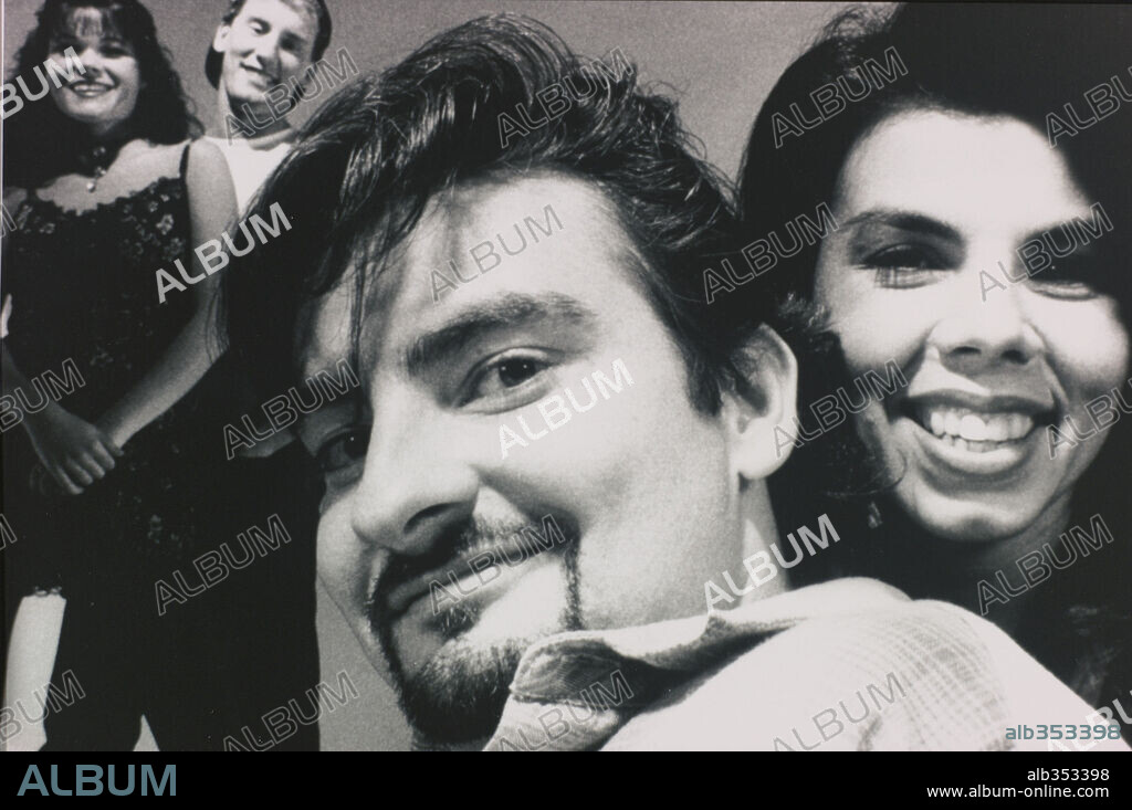 BRIAN O'HALLORAN, JEFF ANDERSON, LISA SPOONHAUER and MARILYN GHIGLIOTTI in CLERKS, 1994, directed by KEVIN SMITH. Copyright MIRAMAX.