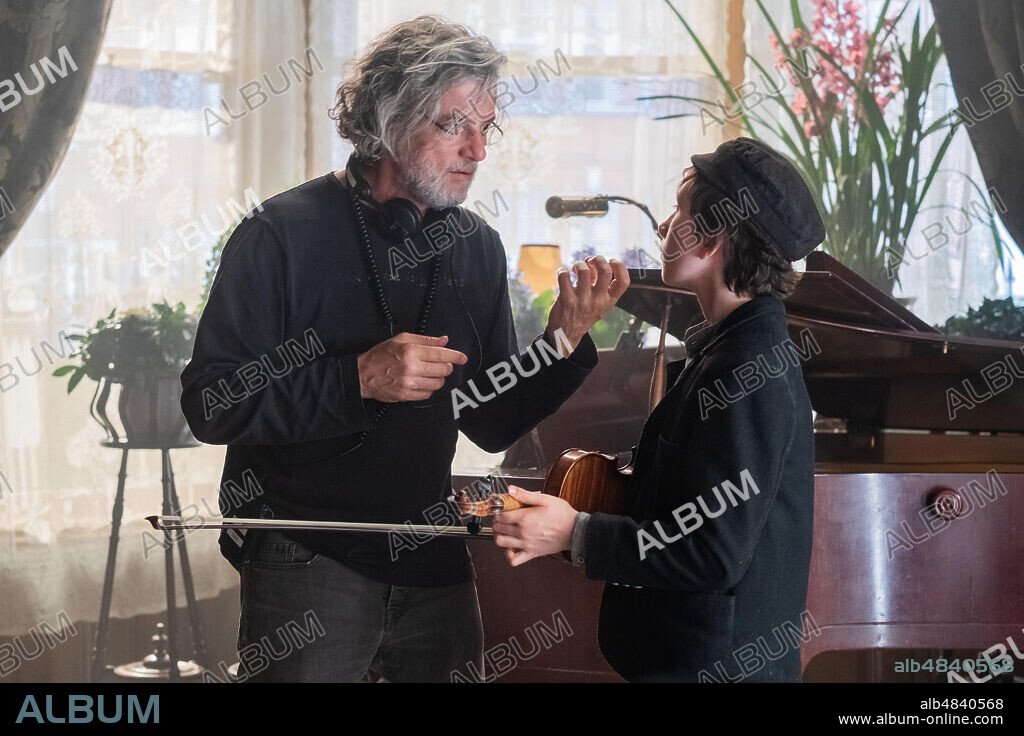 FRANÇOIS GIRARD and LUKE DOYLE in THE SONG OF NAMES, 2019, directed by FRANÇOIS GIRARD. Copyright SERENDIPITY POINT FILMS.