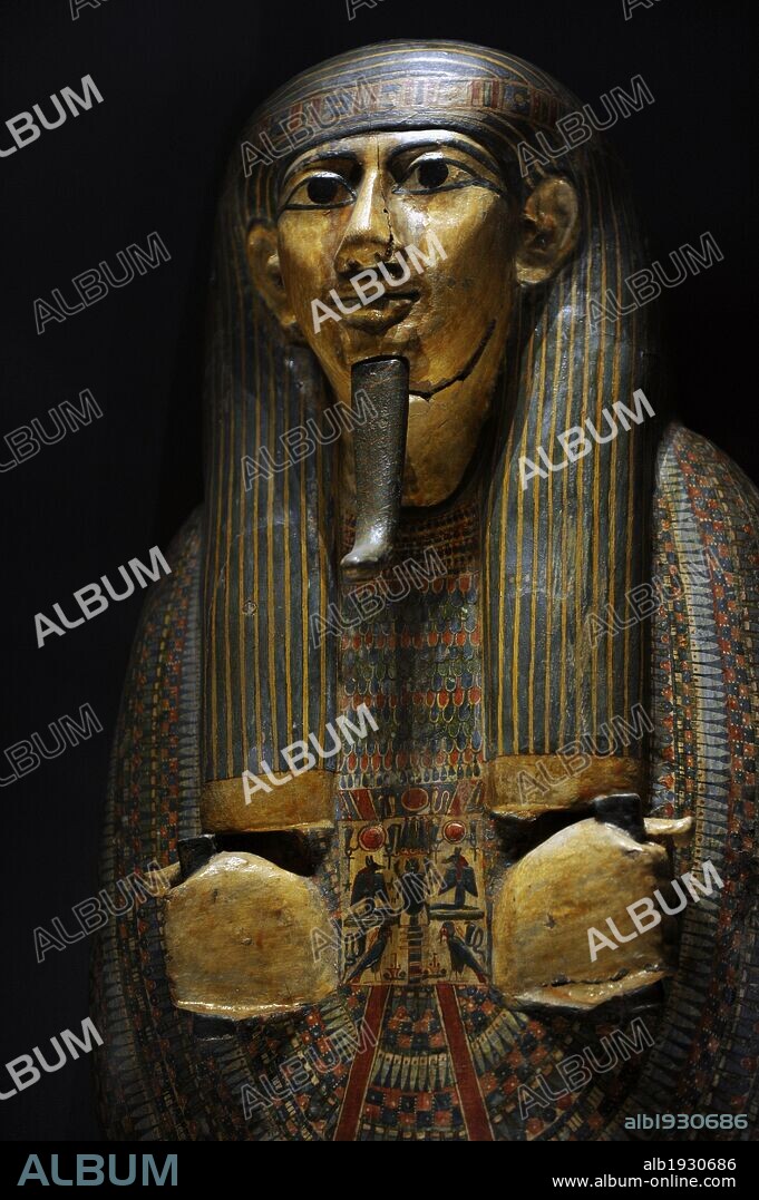 ARTE EGIPCIO. EGIPTO. Ataúd de Khonsu-Hotep. Procedencia desconocida. Madera policromada. 21-22 Dinastía. Tercer Período Intermedio. 950-900 a. C. Museo Carlsberg Glyptotek. Copenhague. Dinamarca. Norte Europa.