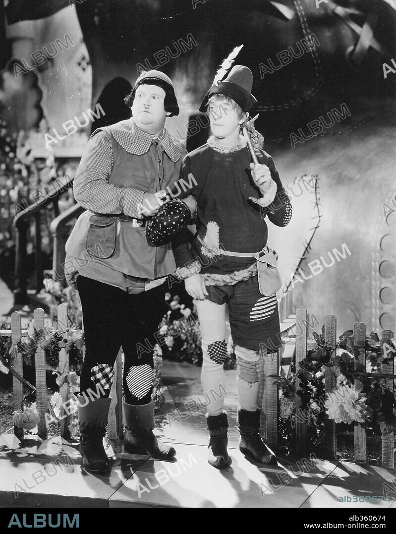 OLIVER HARDY und STAN LAUREL in BABES IN TOYLAND, 1934, unter der Regie von CHARLEY ROGERS. Copyright M.G.M.