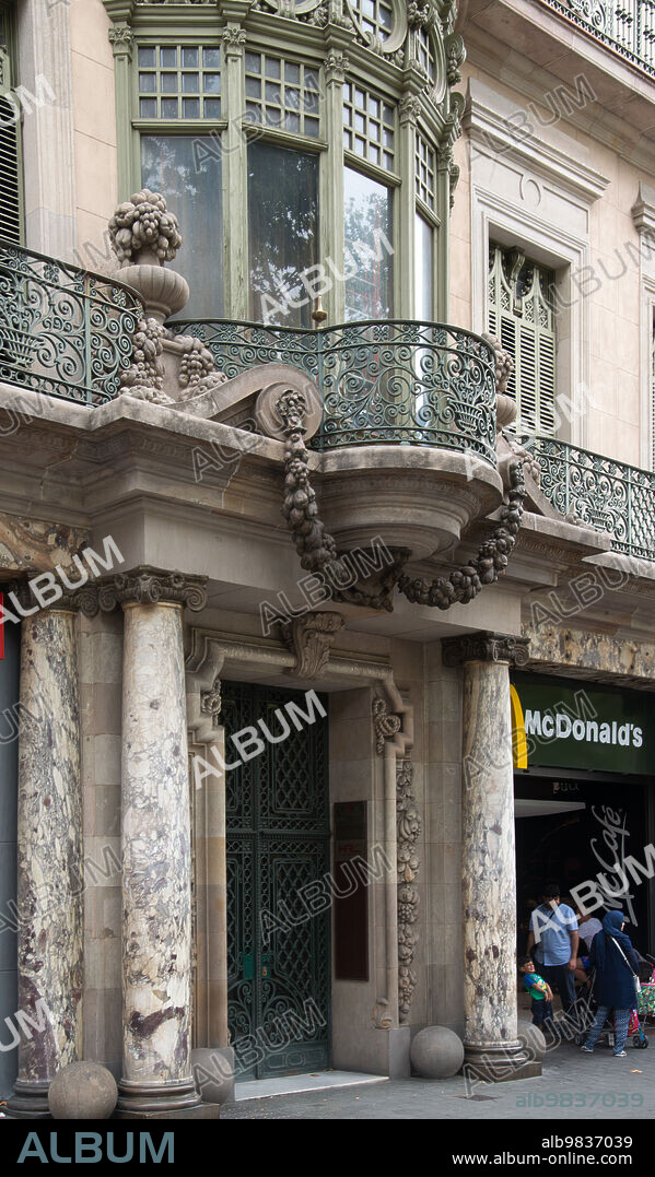 JOSEP PUIG I CADAFALCH/ CASA CASARRAMONA. PASEO DE GRACIA.NOUCENTISMO. 1911-1929,S.XX.. BARCELONA.