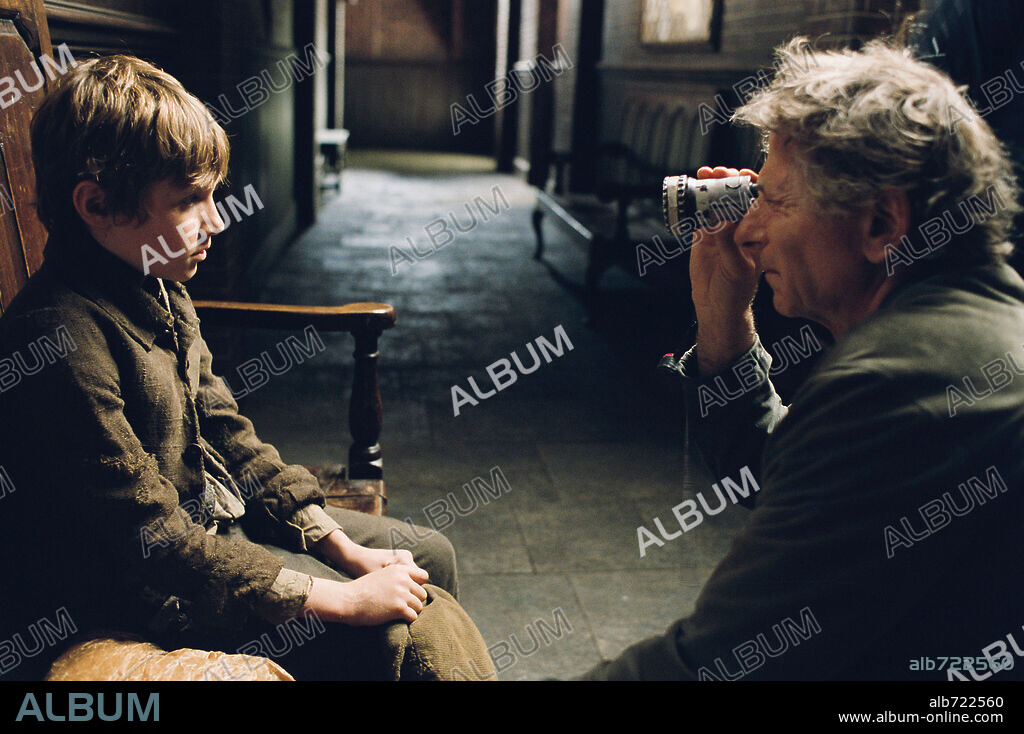BARNEY CLARK und ROMAN POLANSKI in OLIVER TWIST, 2005, unter der Regie von ROMAN POLANSKI. Copyright OLIVER TWIST PRODUCTIONS LLP / FERRANDIS, GUY.