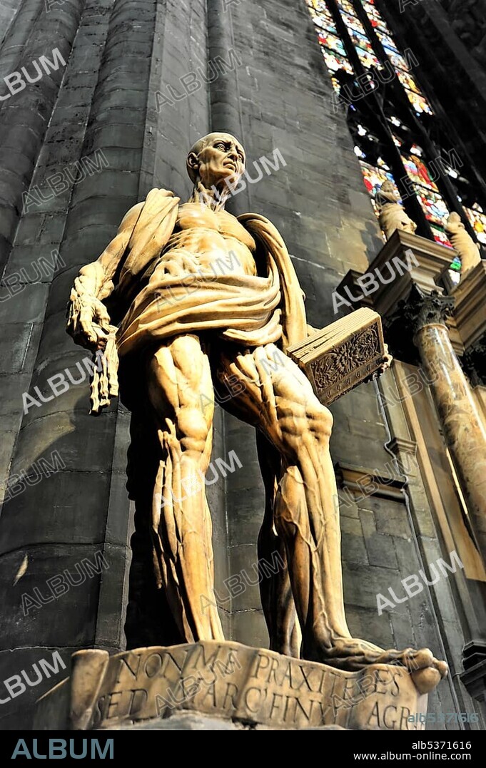 Sculpture of St. Bartholomew in front of Milan Cathedral, Duomo di Milano, construction begin in 1386, completion in 1858, Milan, Milano, Lombardy, Italy, Europe, PublicGround, Europe.