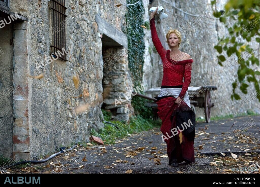 SIENNA GUILLORY in INKHEART, 2008, directed by IAIN SOFTLEY. Copyright NEW LINE CINEMA.