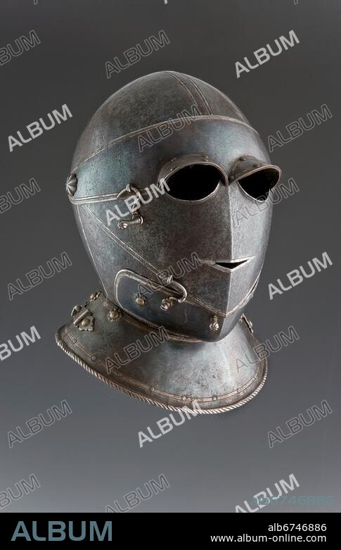 Armée / Armure / Casque. Heaume savoyard. France, v. 1620. Acier poli, 30 × 30 cm. Inv. Nr. 544. Florence, Musée Stibbert.