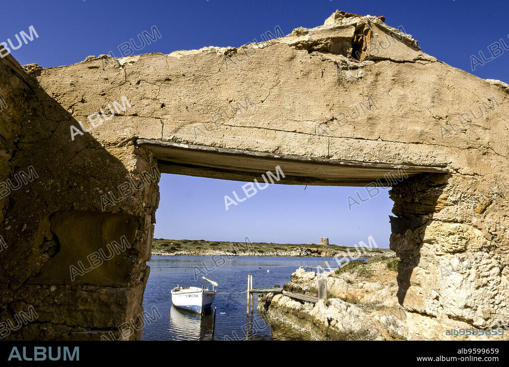 Puerto de Sa Nitja .Cap de Cavalleria . Tramuntana. Menorca. Islas Baleares.España.