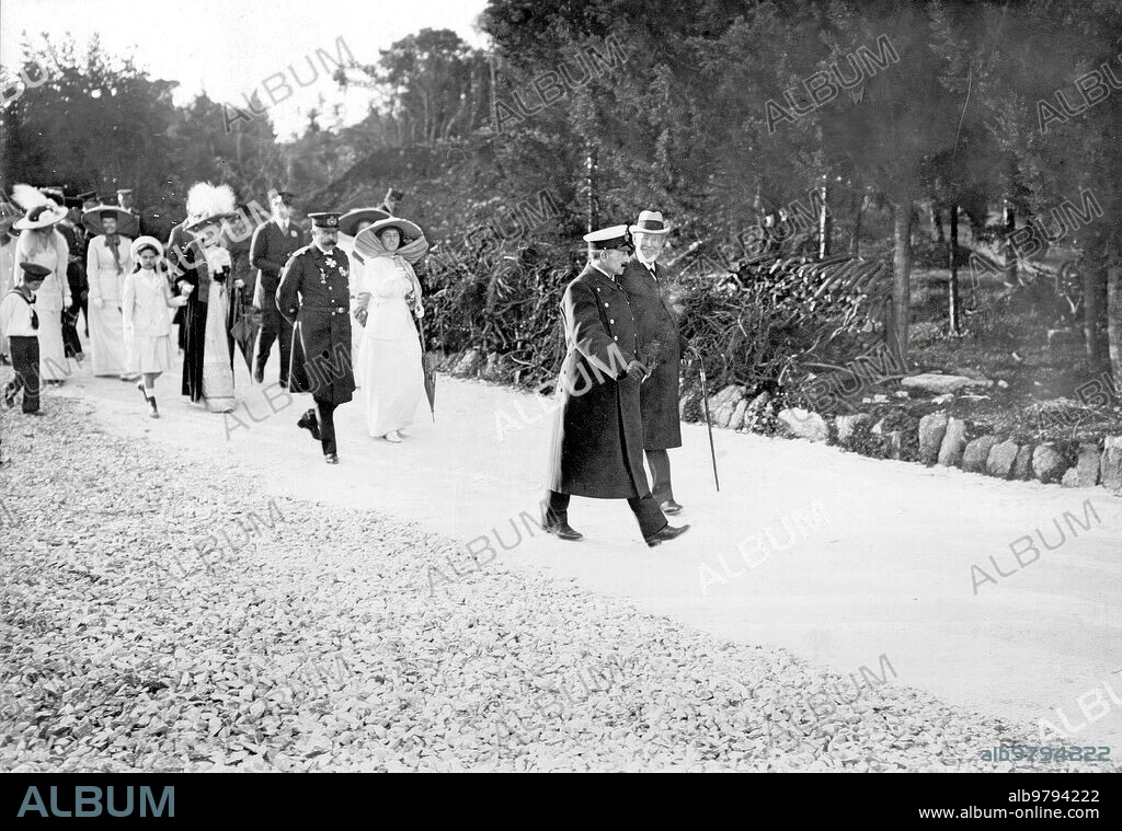 April 1912. The recent trip of the Emperor of Germany. Kaiser Wilhelm II (X) in the Brioni Park, after his interview with the Hereditary Archduke of Austria Franz Ferdinand.
