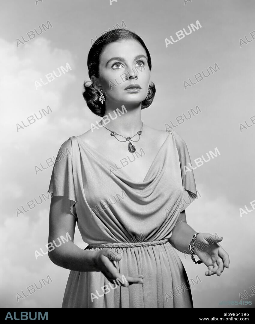 JEAN SIMMONS.