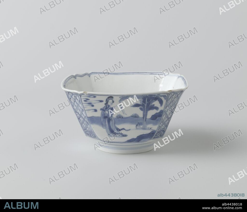 Bowl with panel decoration with Chinese lady in a landscape, Square bowl of porcelain with flat corners, painted in underglaze blue. On the outside of the bowl four compartments, each with a Chinese lady (long line) in a landscape, the flattened corners with napkin work above a ruyi motif, on the bottom three boys playing in a landscape. Marked on the underside with the six-character mark of Emperor Chenghua in a double circle. A chip and crack in the edge. Blue White., anonymous, China, c. 1680 - c. 1720, Qing-dynasty (1644-1912) / Kangxi-period (1662-1722), porcelain (material), glaze, cobalt (mineral), vitrification, h 7.6 cm l 14.6 cm × w 14.5 cm d 6.5 cm.