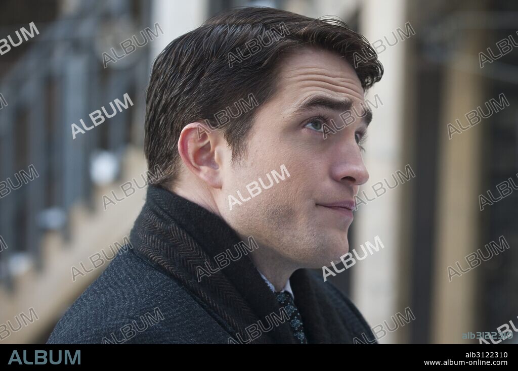 ROBERT PATTINSON in LIFE, 2015, directed by ANTON CORBIJN. Copyright SEE SAW FILMS.