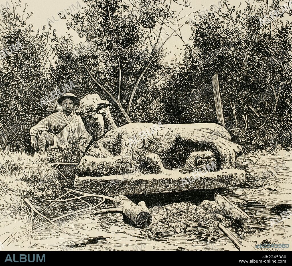 Augustus Le Plongeon (1825-1908) Fotógrafo, anticuario y arqueólogo amateur británico. Realizó estudios de diversos yacimientos arqueológicos precolombinos, particularmente de la civilización maya en la península de Yucatán. "Chichén Itzà. Estatua de tigre con cabeza humana, mausoleo de Chaacmol". Grabado por Laporta. "La Ilustración Española y Americana", 1877.